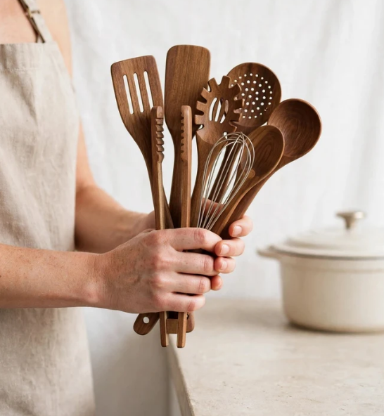 11-Piece Acacia Wood Kitchen Utensil Set – Sustainable Kitchen Utensils